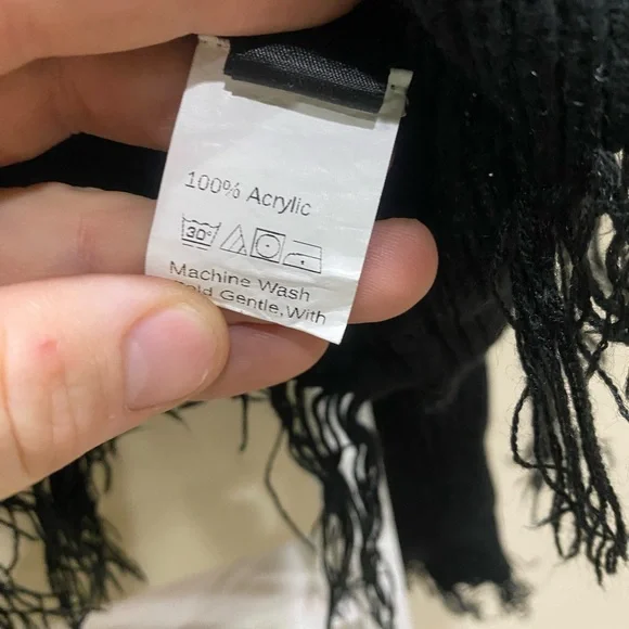 SHEIN Black Distressed Cropped Sweater Small Fringe Grunge Knit Top - Picture 6 of 8